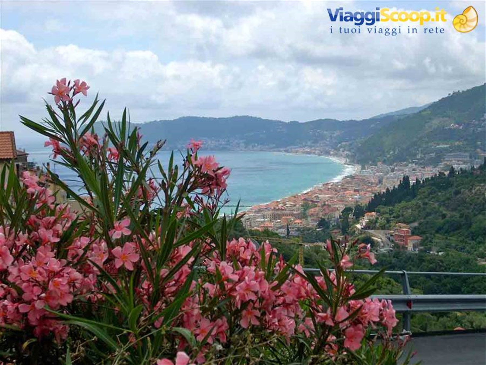 Veduta del Golfo di Alassio dalla frazione Solva