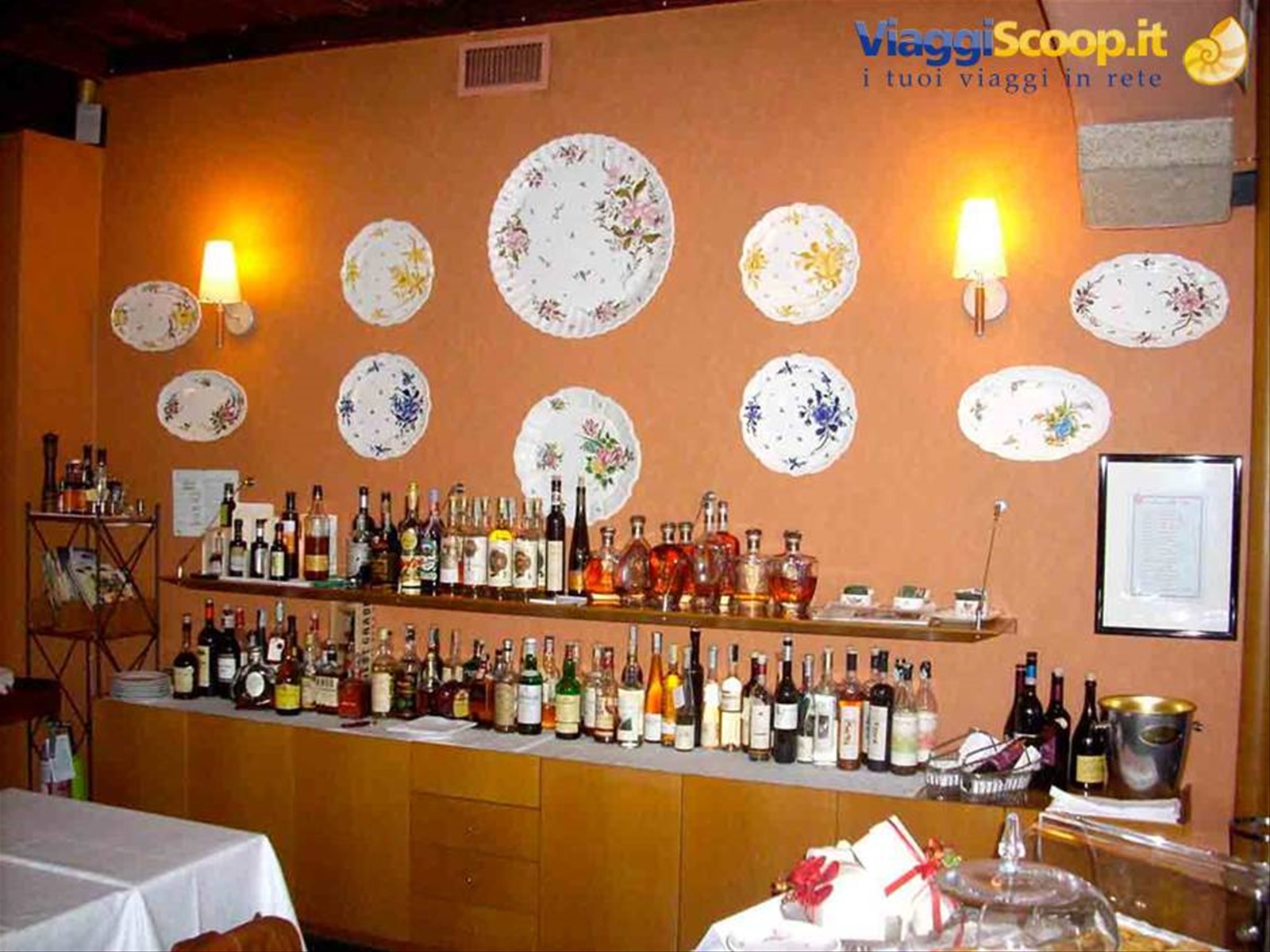 Ceramiche Vecchia Lodi esposte nel Ristorante La Quinta