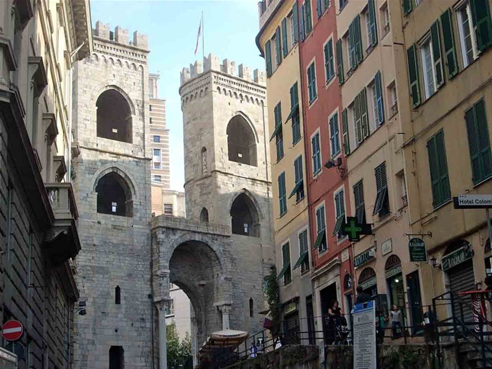 Veduta di Porta Soprana