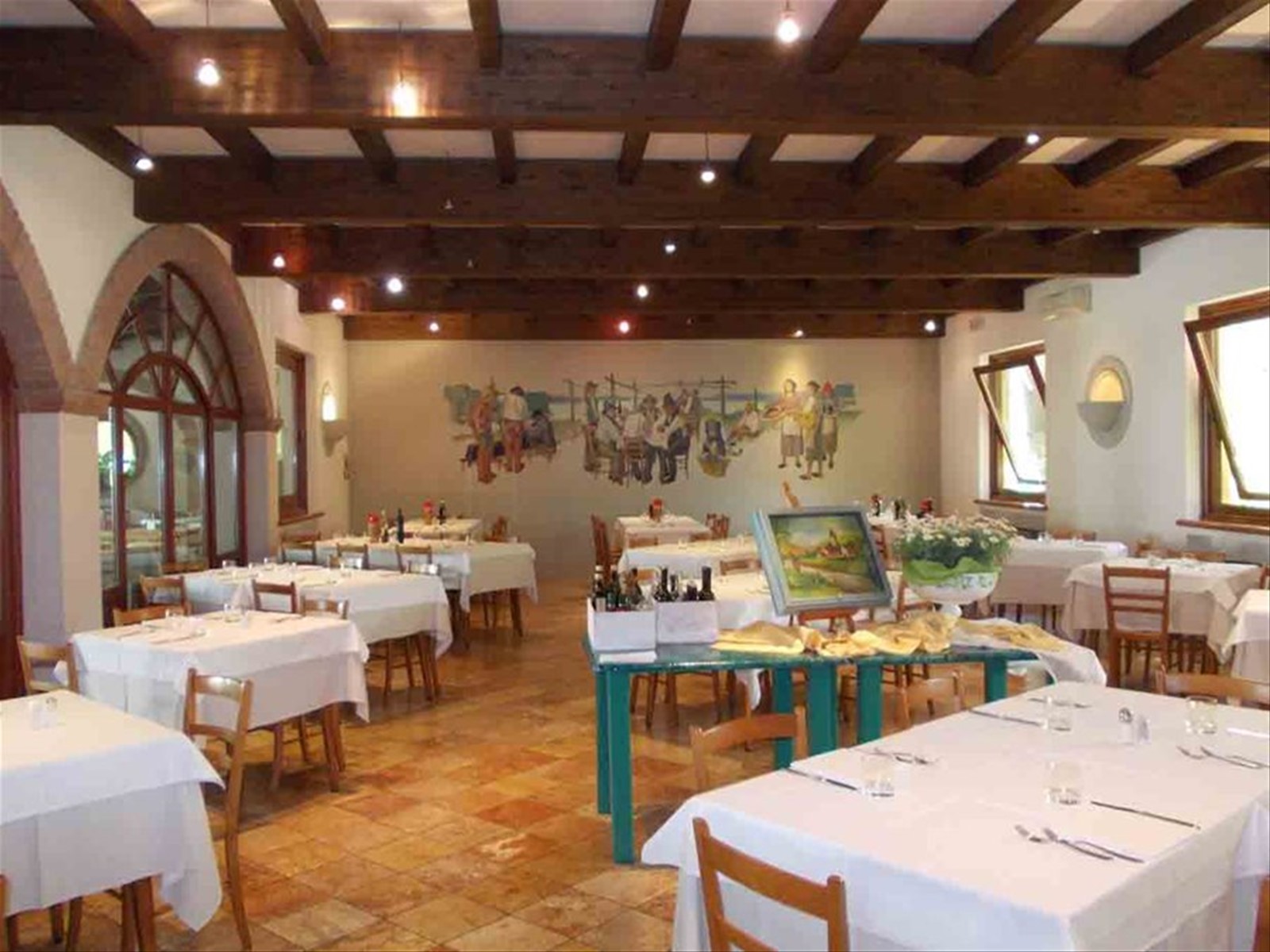 La sala grande dell'Antica Trattoria "Da Cattivelli"