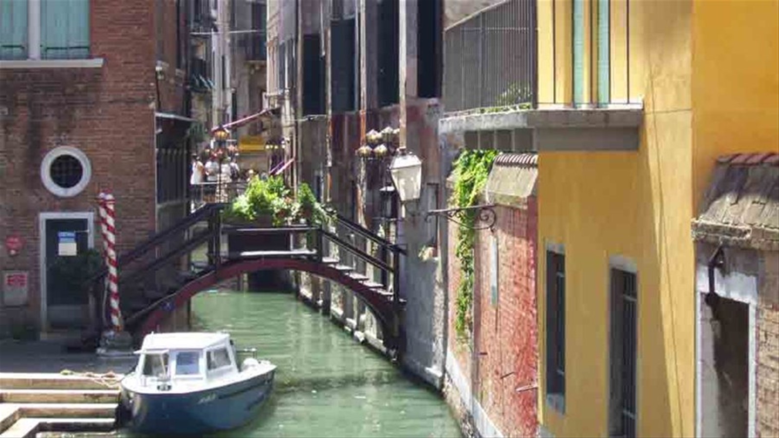 Arrivando alle Poste Vecie