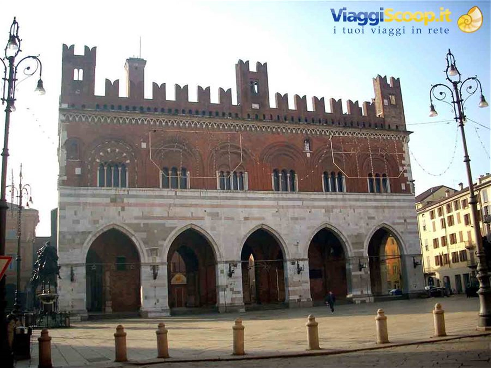 Il Gotico, sede del Comune