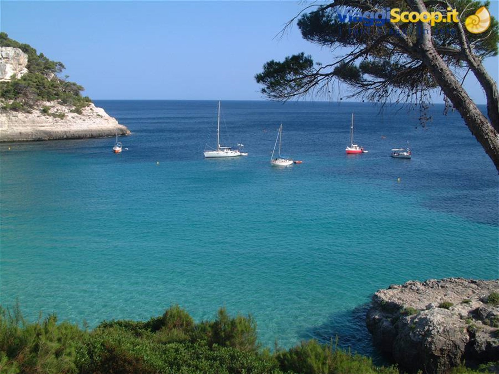 i colori di cala mitjana