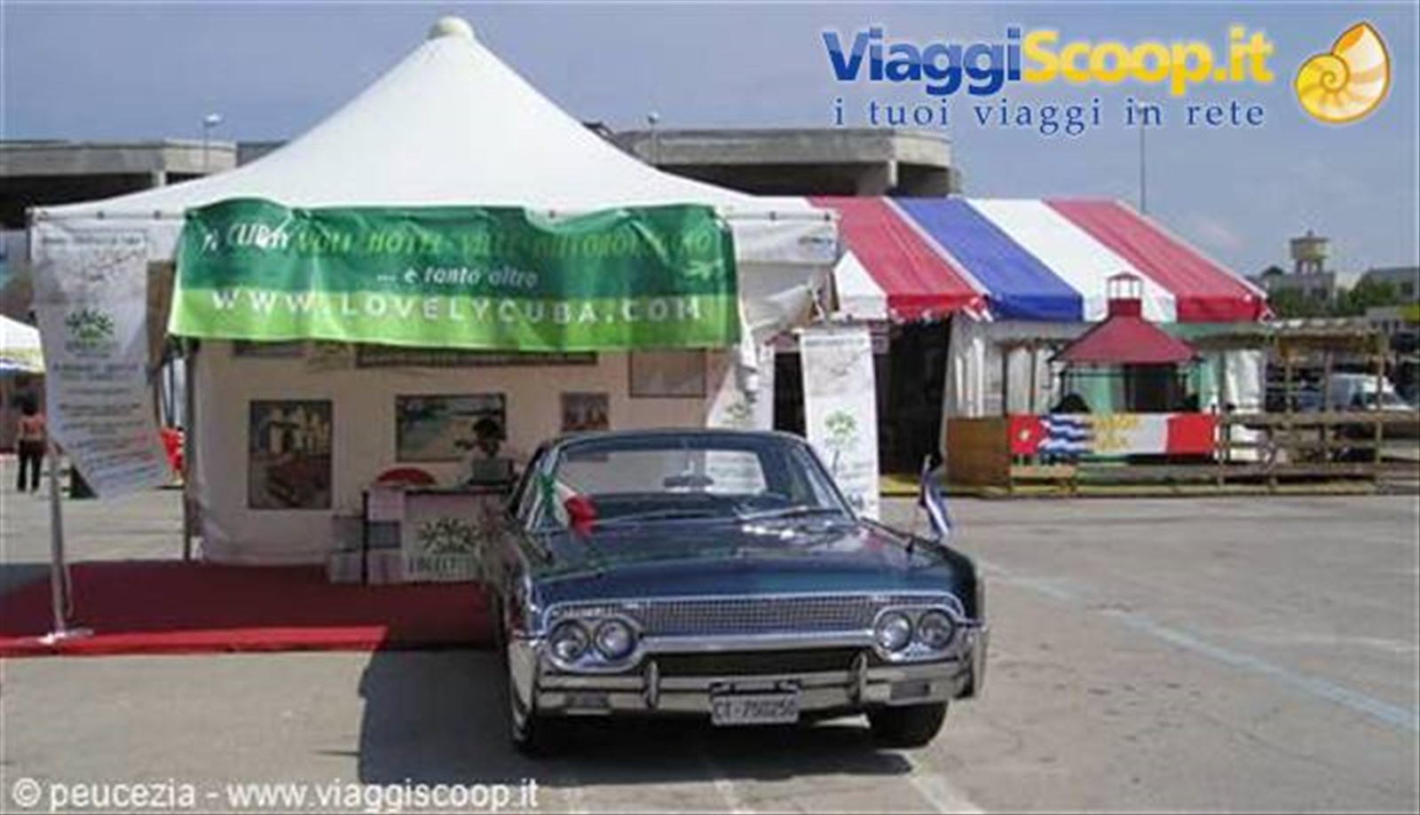 auto americana nello spazio dedicato a Cuba