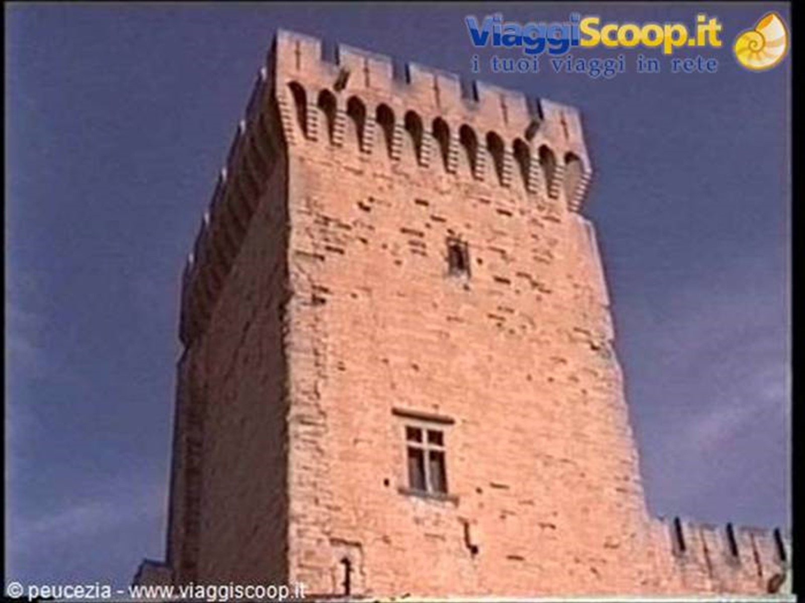 particolare del palazzo