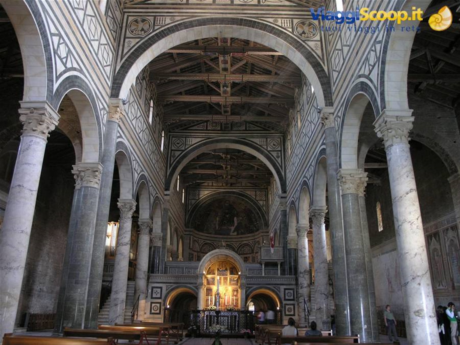 Interno della chiesa