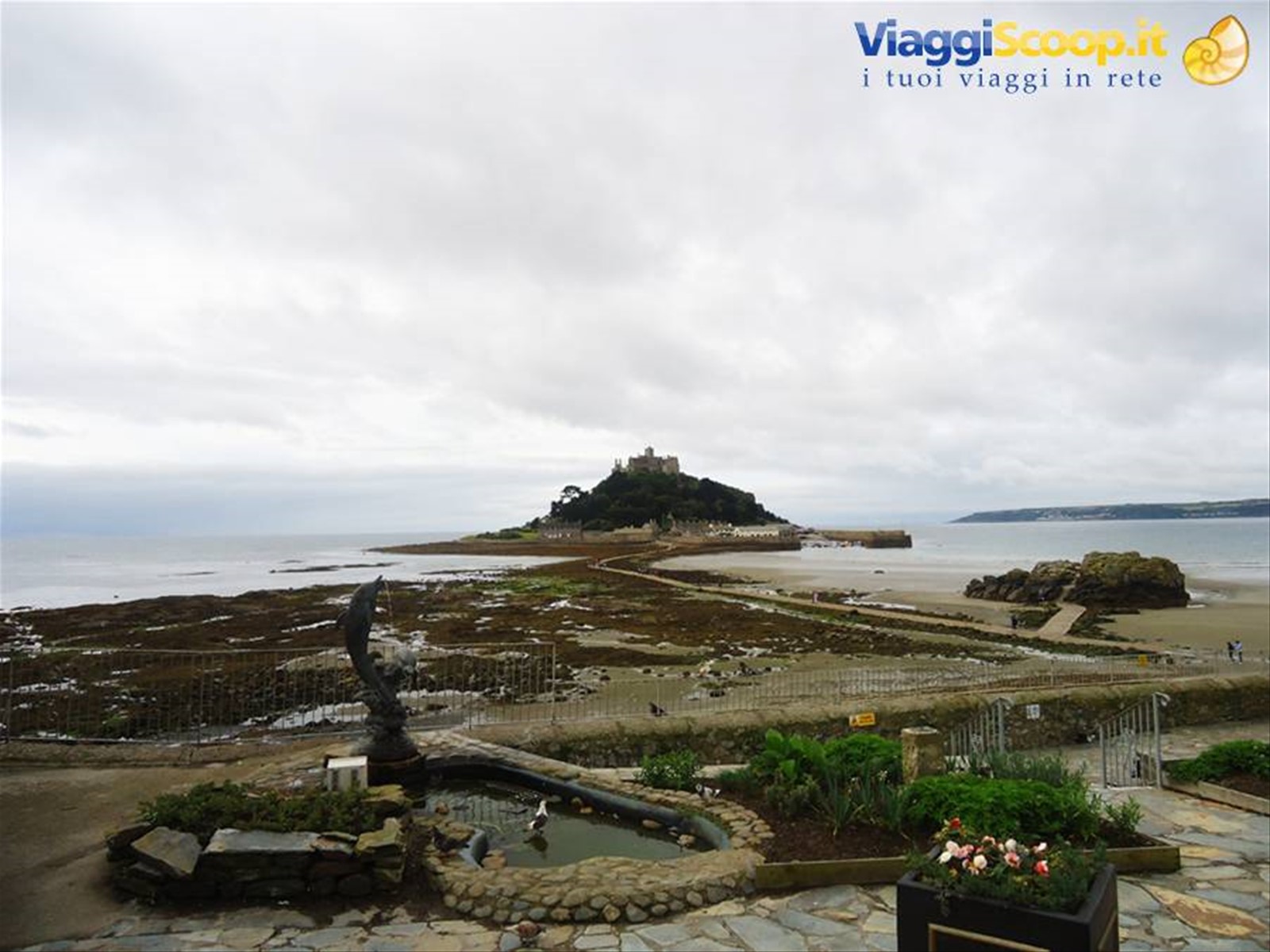 vista su st michaels mount da marazion