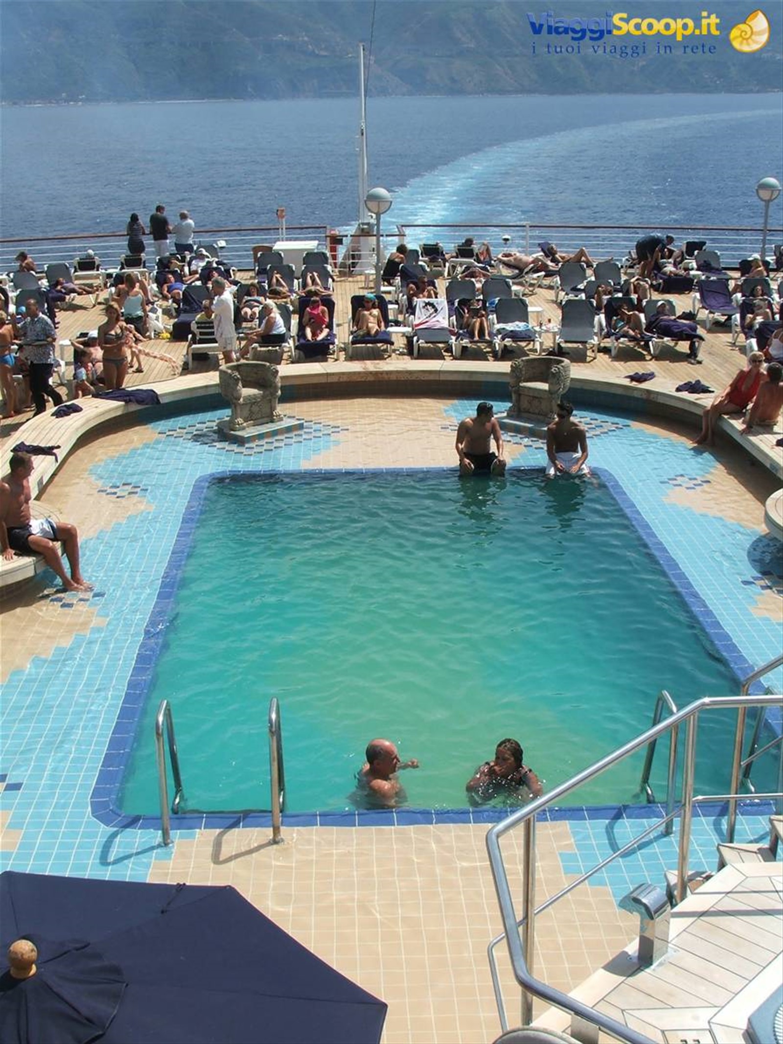 la piscina dei grandi