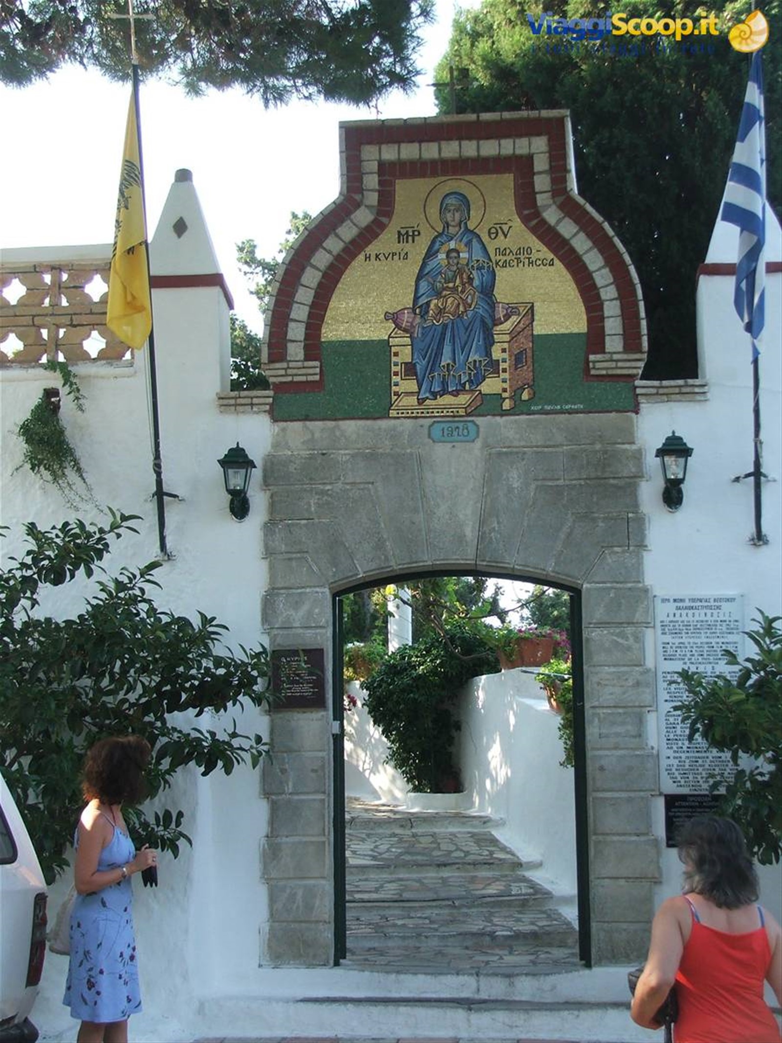 Paleokastritsa,Monastero