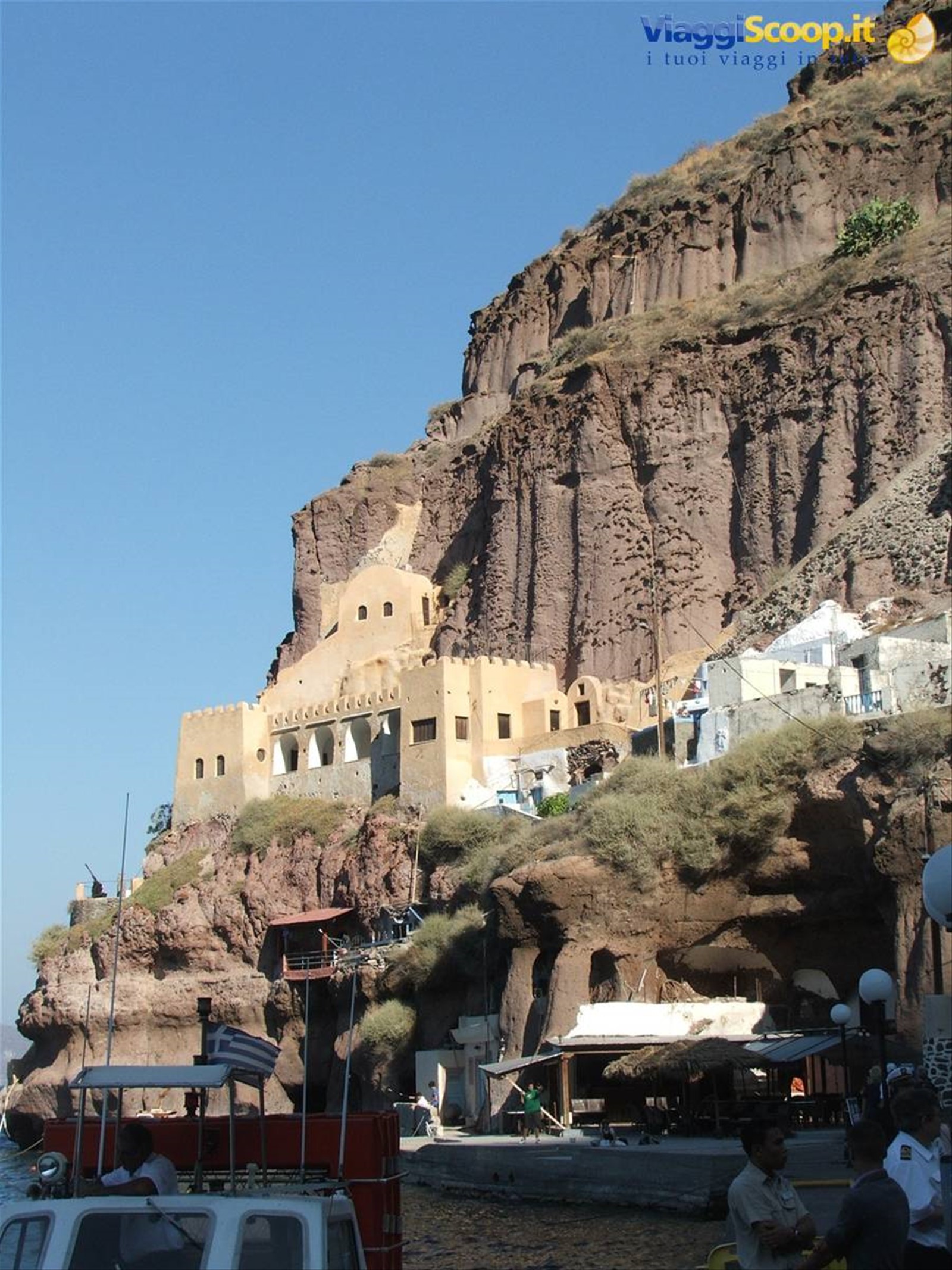 Santorini, Thira porto