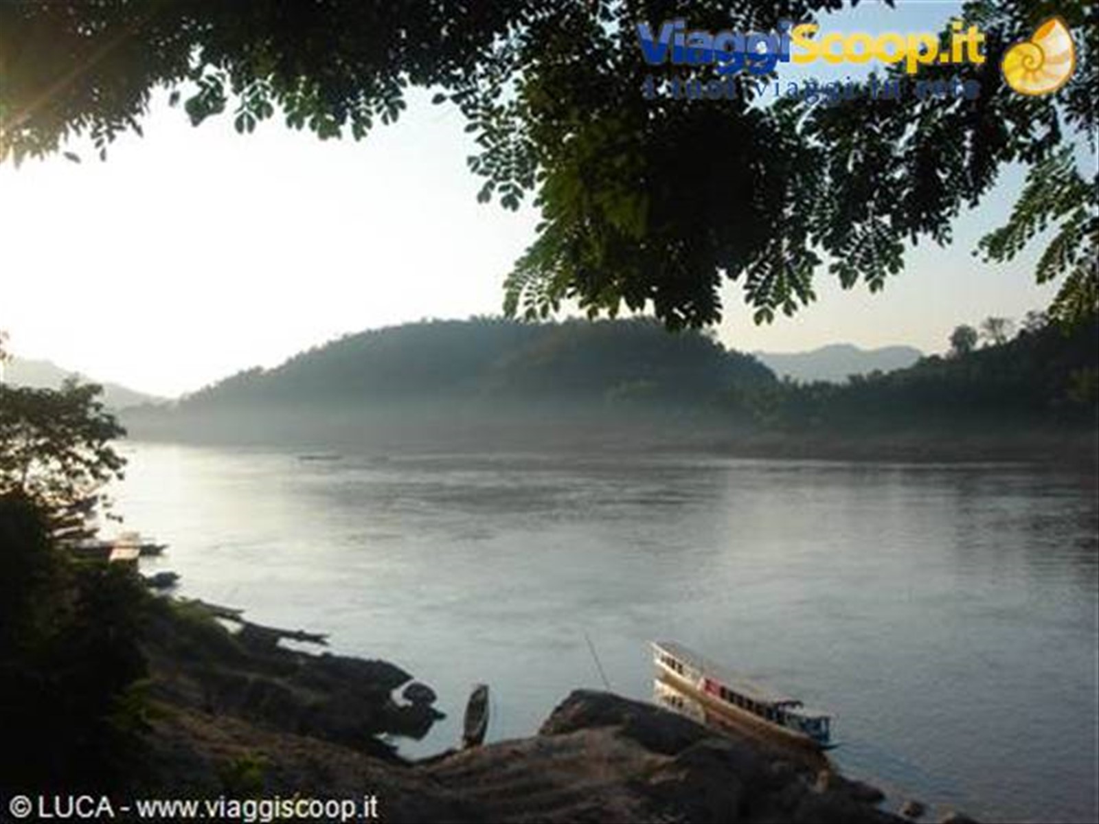 Luang Prabang - Il Mekong all'alba